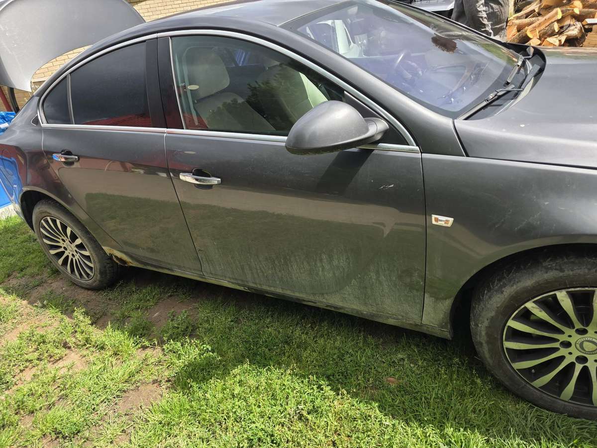 Opel Insignia rezerves daļās. Dalimis