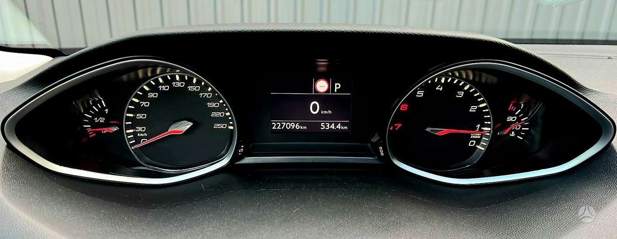 Peugeot 308, 1.2 l., Универсал