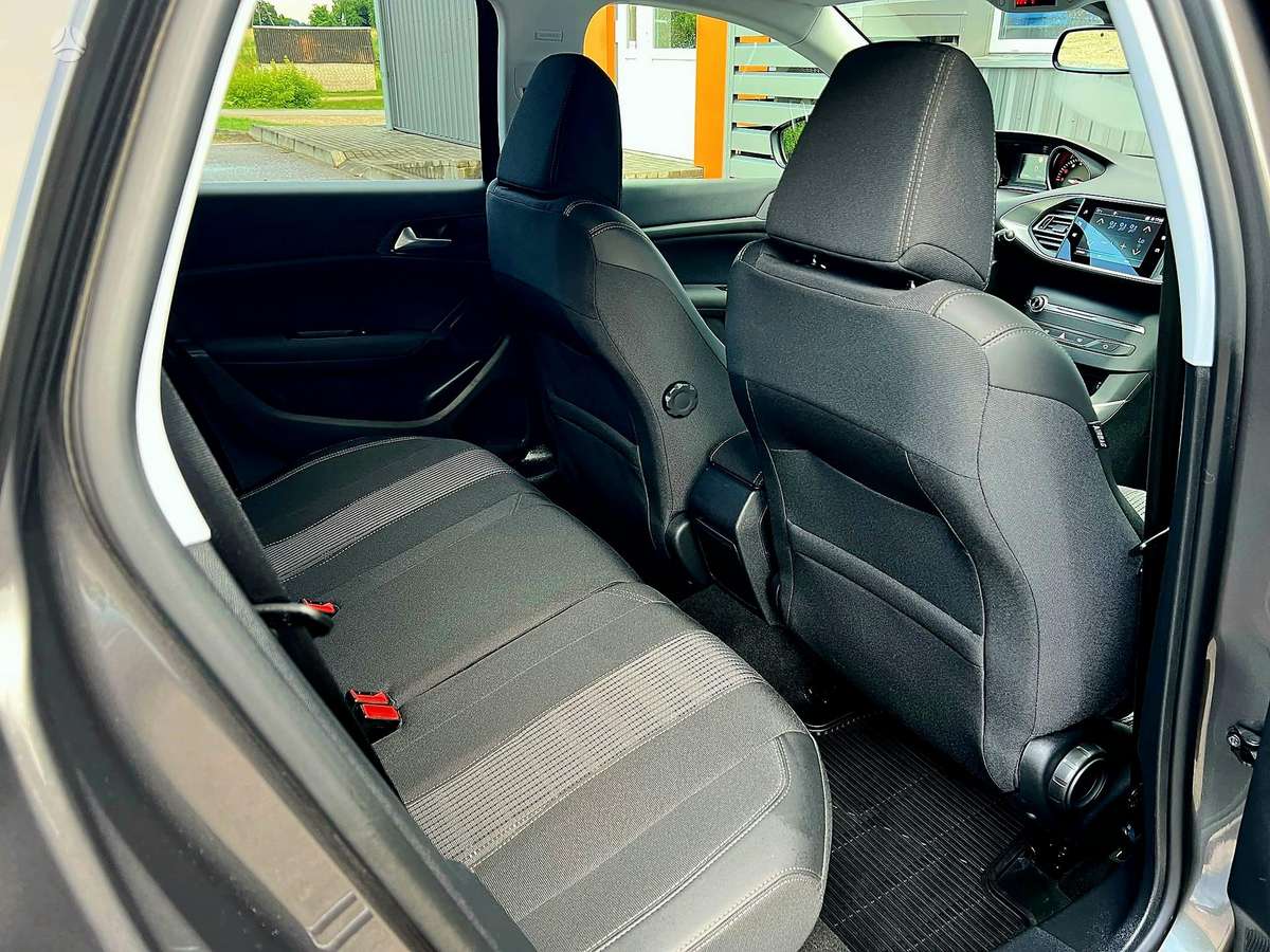 Peugeot 308, 1.2 l., Универсал