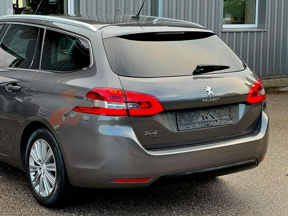 Peugeot 308, 1.2 l., Универсал