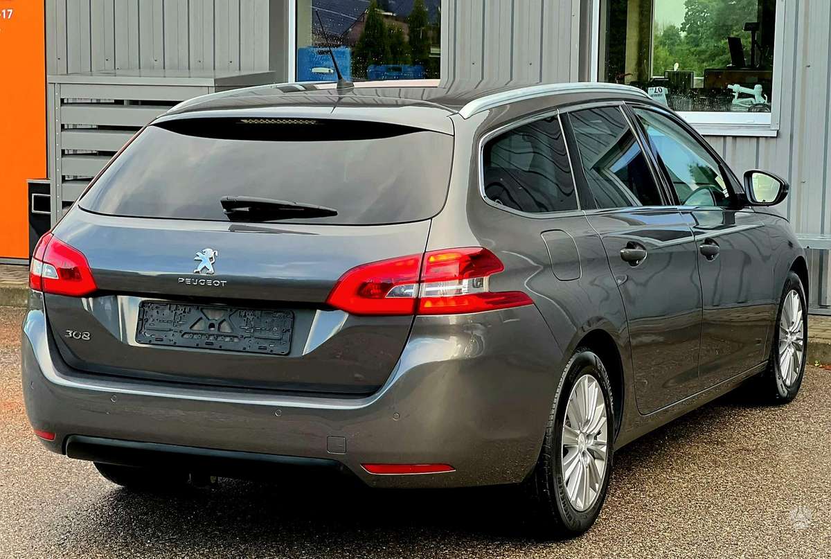 Peugeot 308, 1.2 l., Универсал