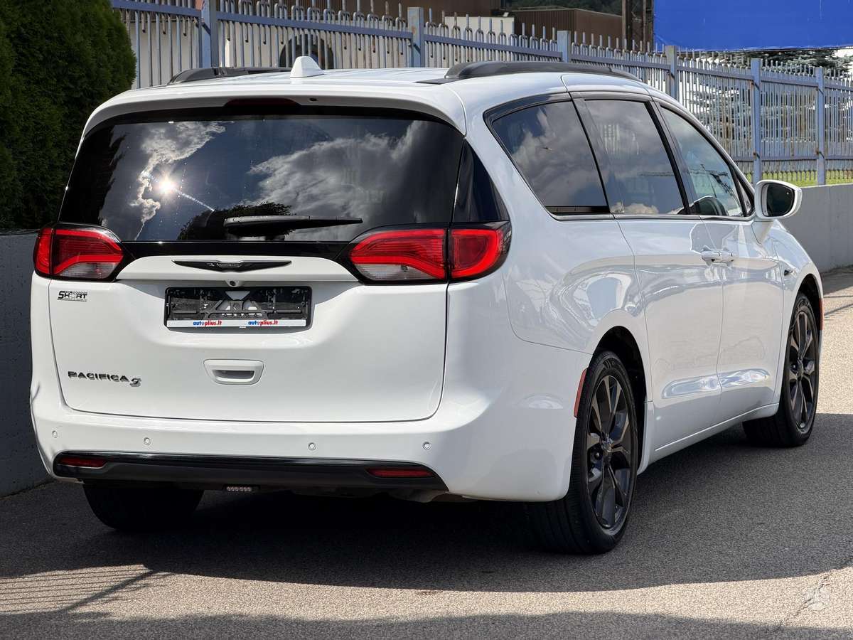 Chrysler Pacifica, 3.6 l., Минивэн