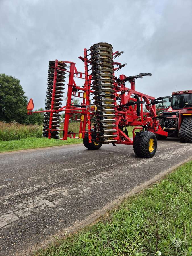 Vaderstad OPUS 5, scrapers, scrubbers