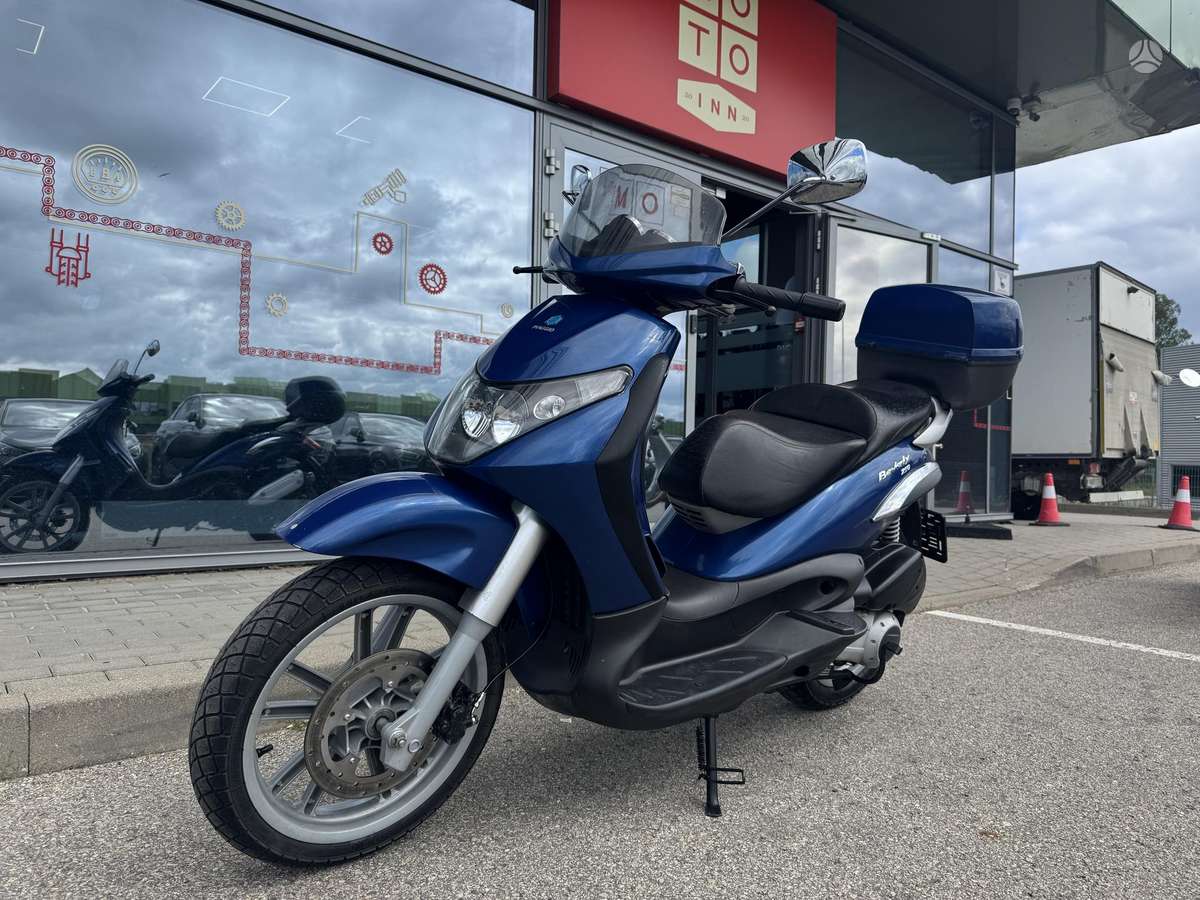Piaggio Beverly 250cc, scooters / mopeds