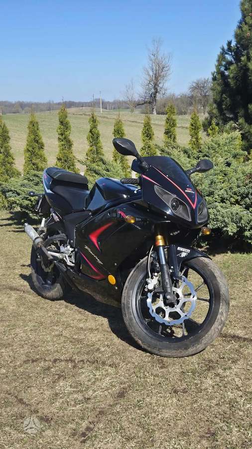 Rieju RS 70cc, мотороллеры / мопеды