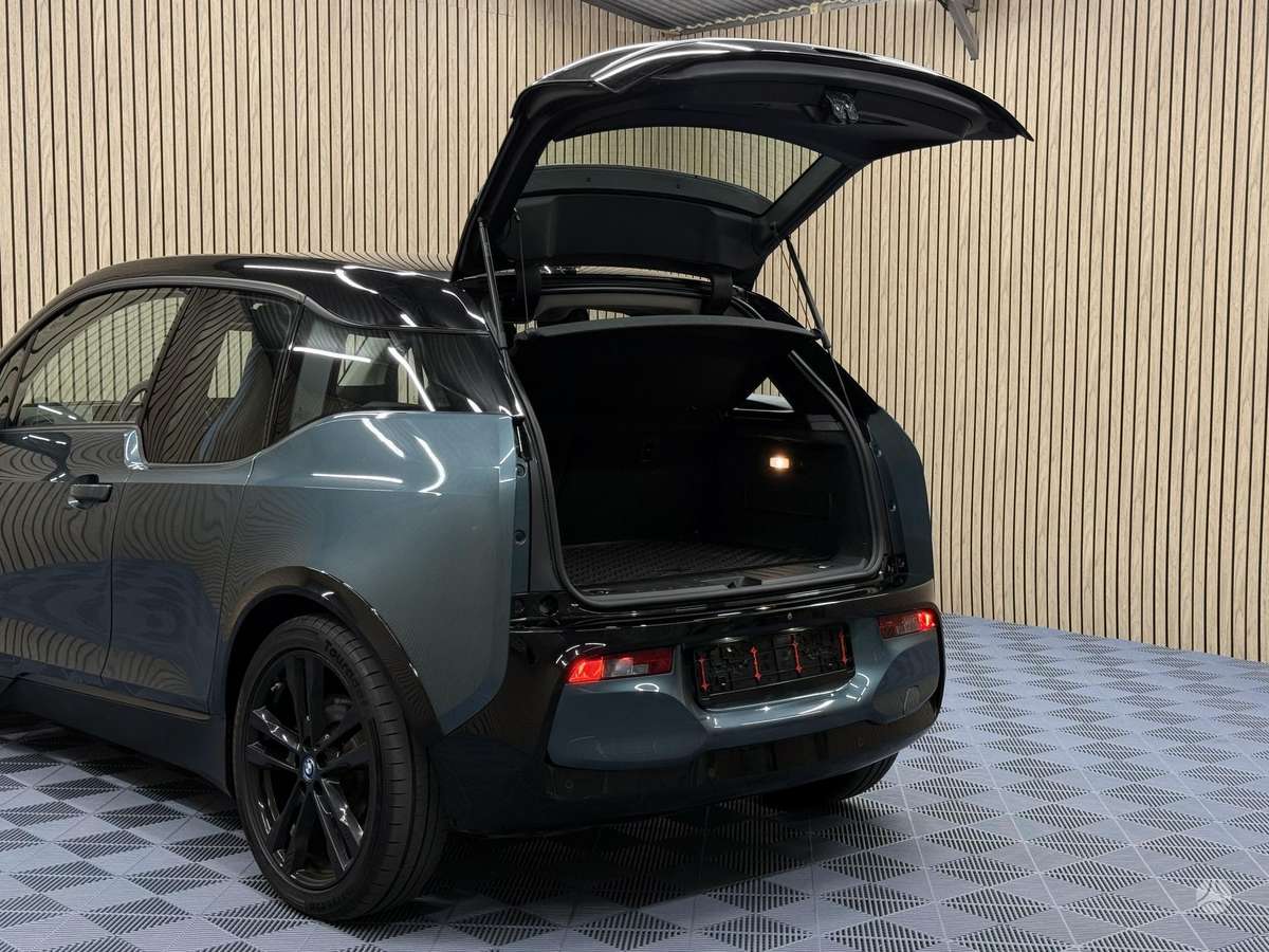 BMW i3s, 42 kWh, hatchback