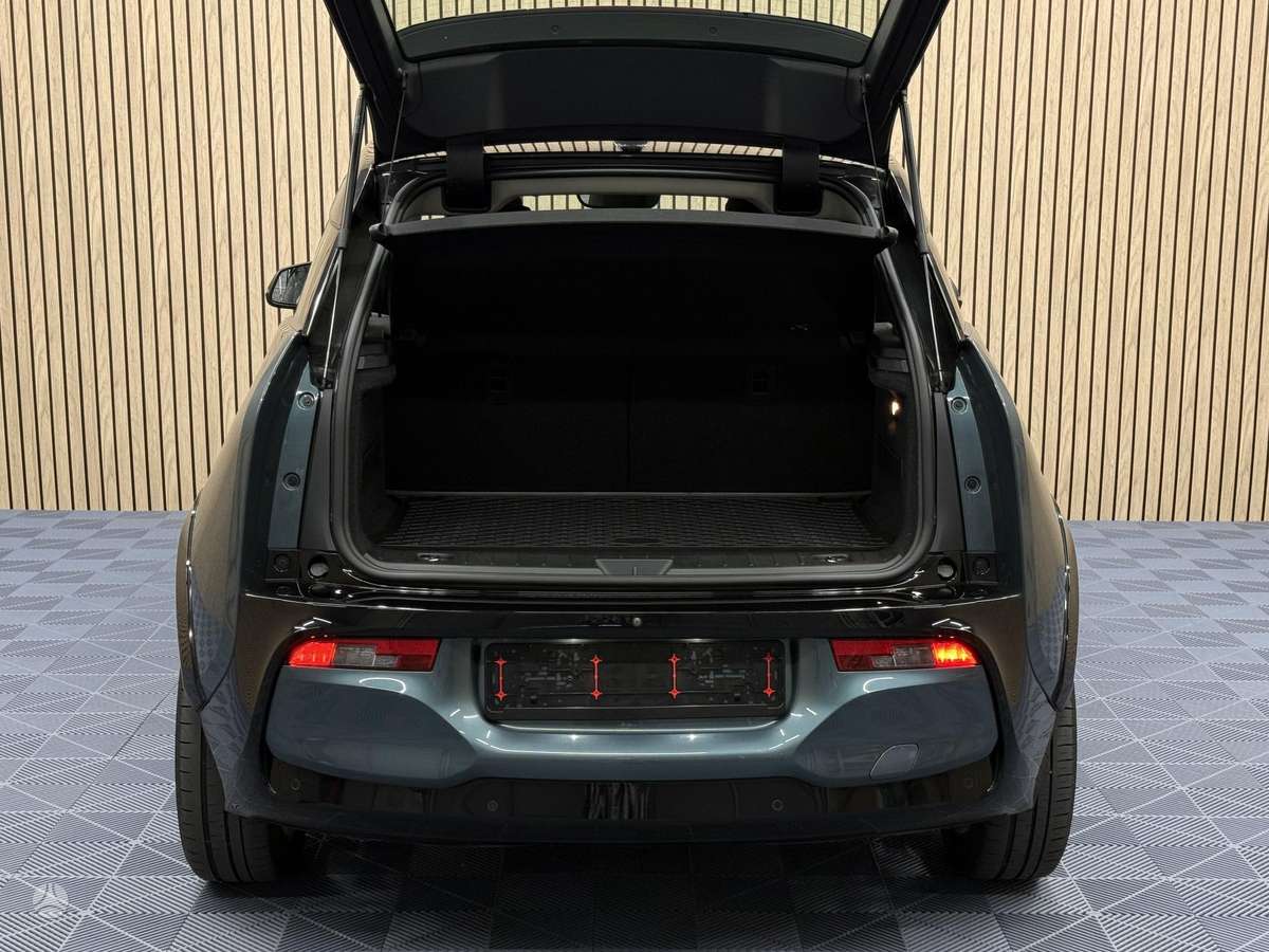 BMW i3s, 42 kWh, hatchback