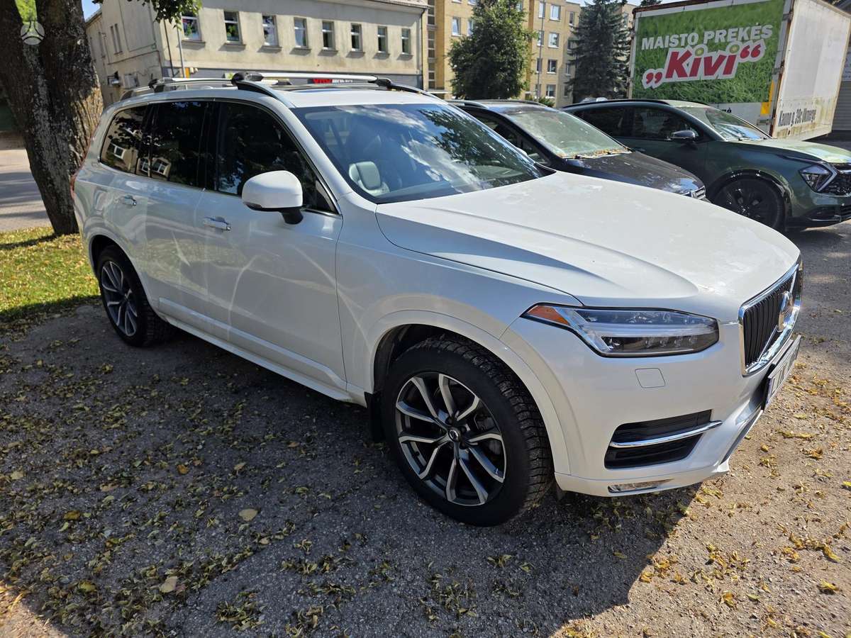 Volvo XC90 - 2
