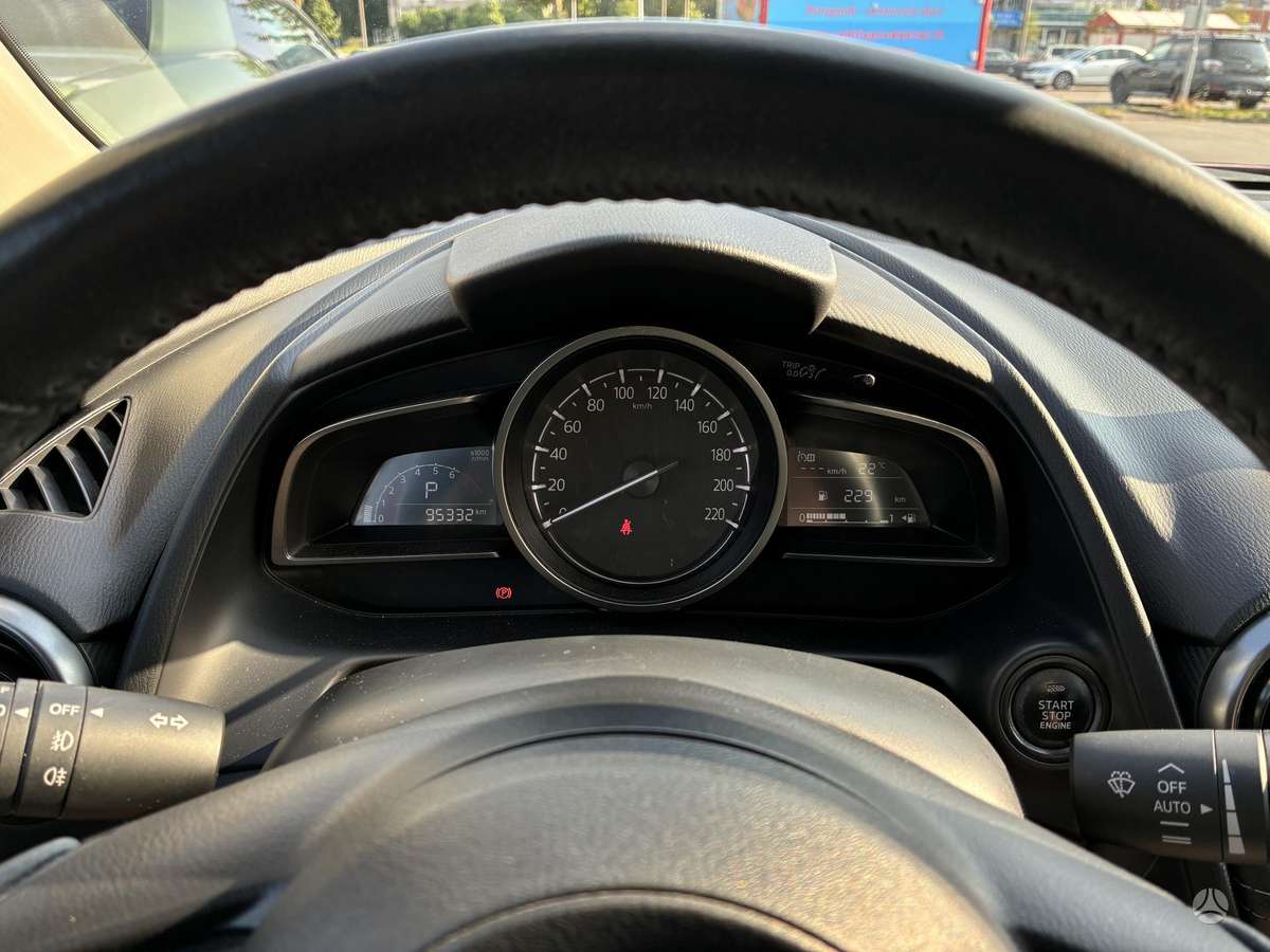 Mazda CX-3, 2.0 l., off-road / crossover