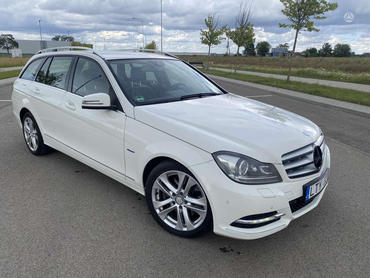 Mercedes-Benz C300, 3.0 l., Универсал