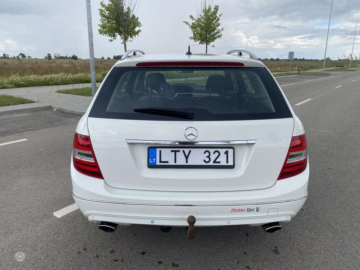 Mercedes-Benz C300, 3.0 l., Универсал
