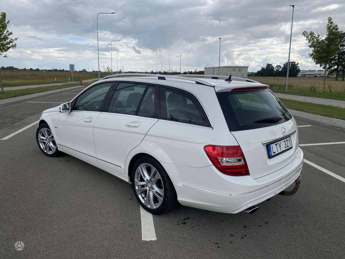 Mercedes-Benz C300, 3.0 l., Универсал