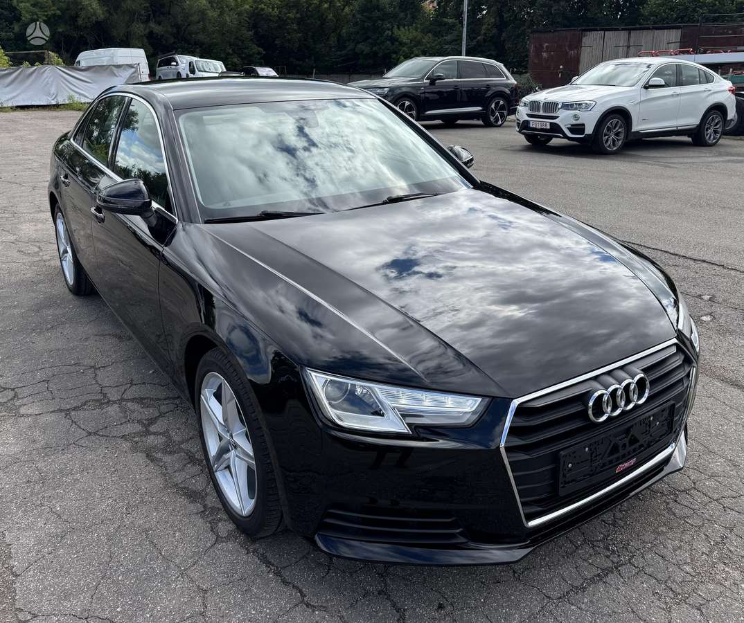 Audi A4, 2.0 l., Седан