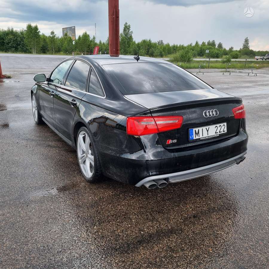 Audi S6, 4.0 l., Седан