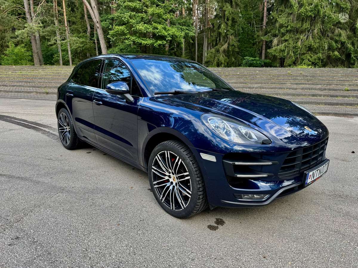 Porsche Macan - 1