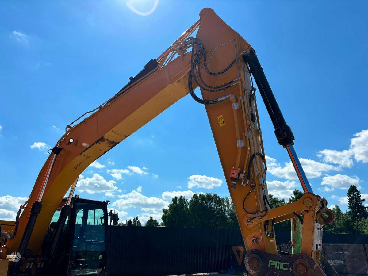 Caterpillar 320 GC, ekskavatoriai