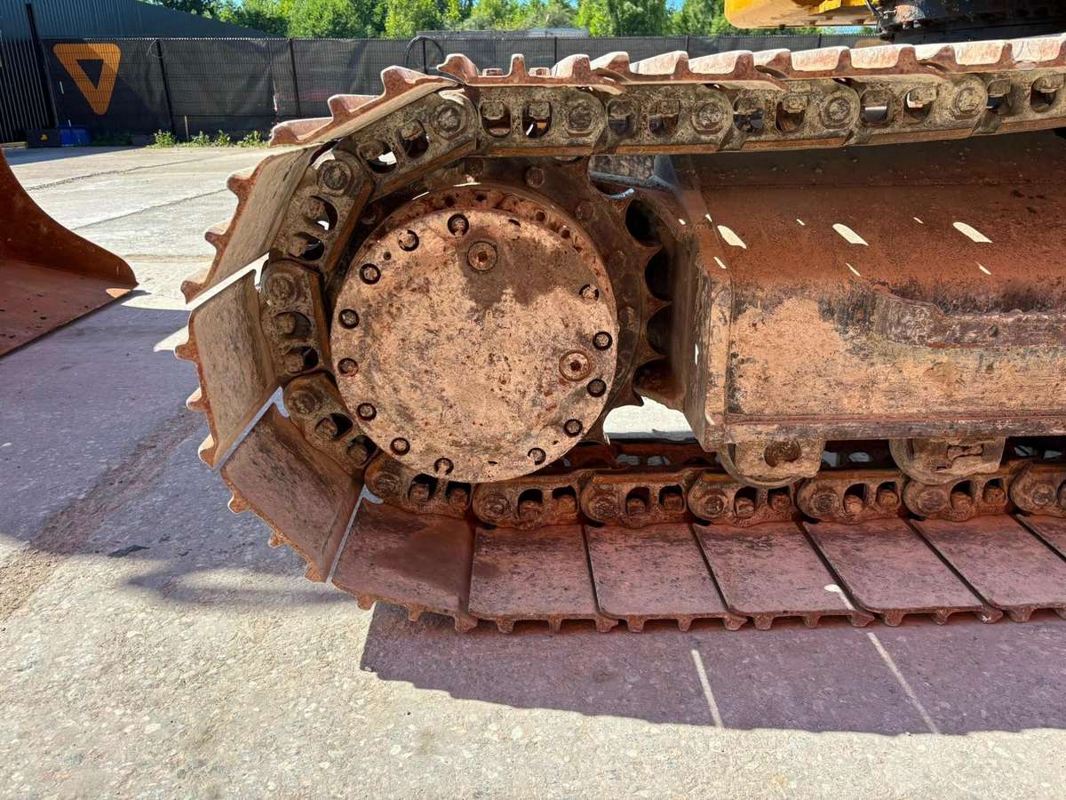 Caterpillar 320 GC, ekskavatoriai