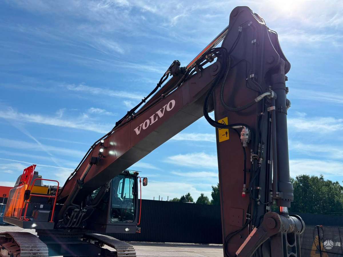 Volvo EC 350 ENL, ekskavatoriai
