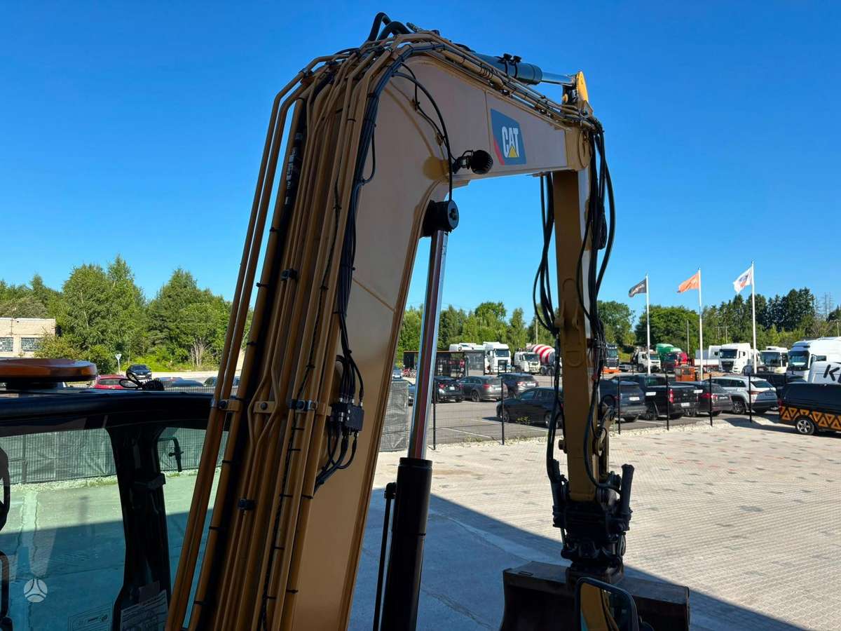 Caterpillar 310 07A, ekskavatori