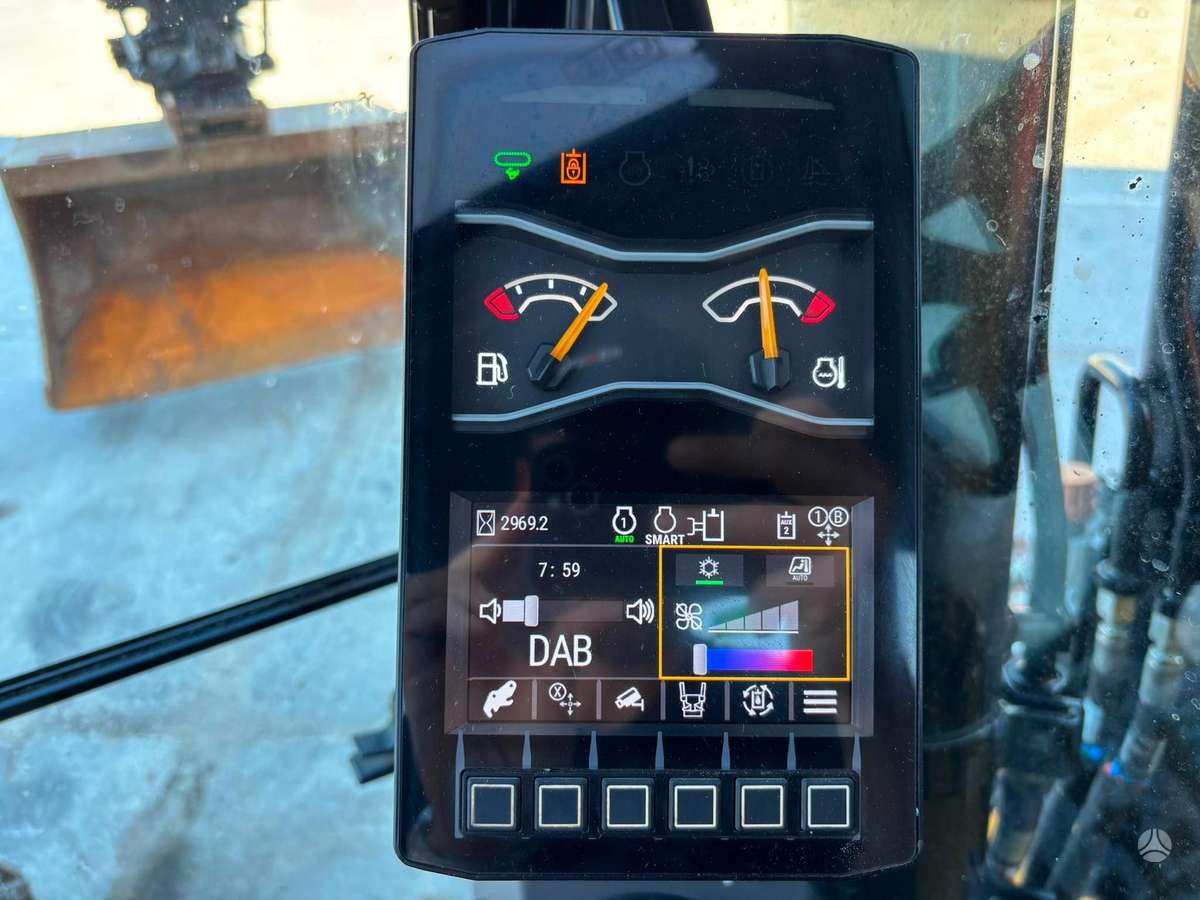 Caterpillar 310 07A, excavator