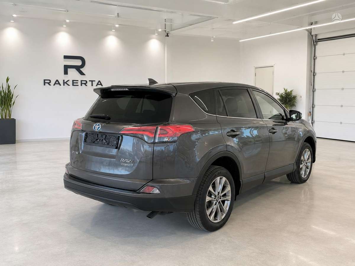 Toyota RAV4 - 3