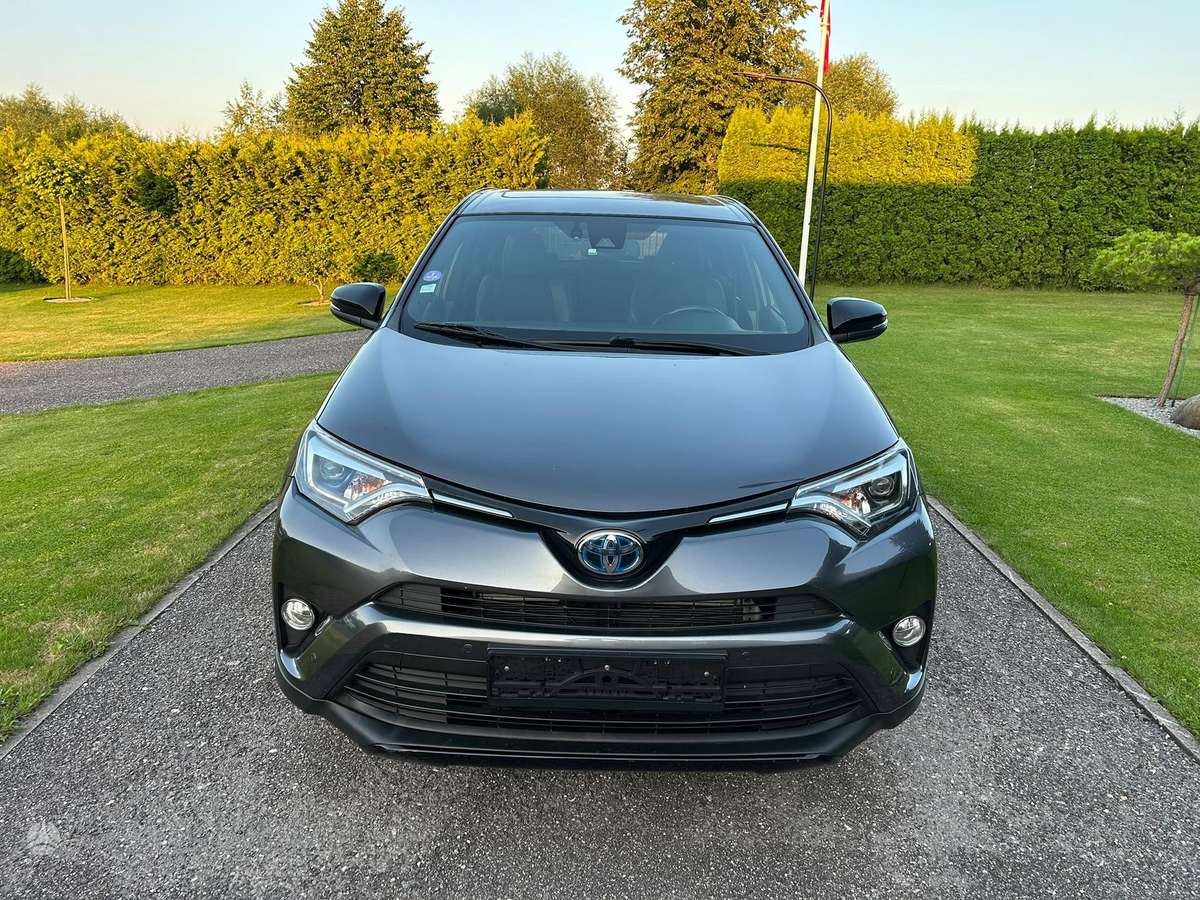 Toyota RAV4 - 4