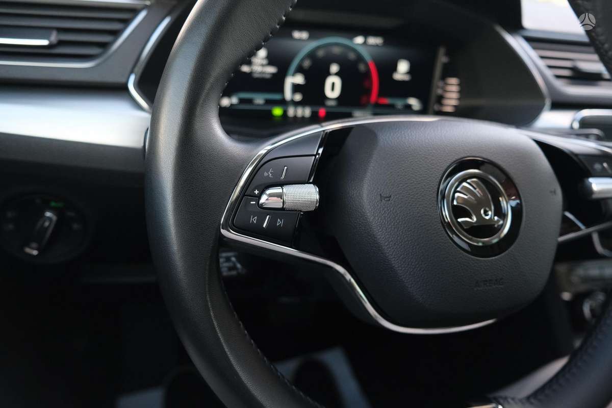 Skoda Superb, 1.5 l., Универсал