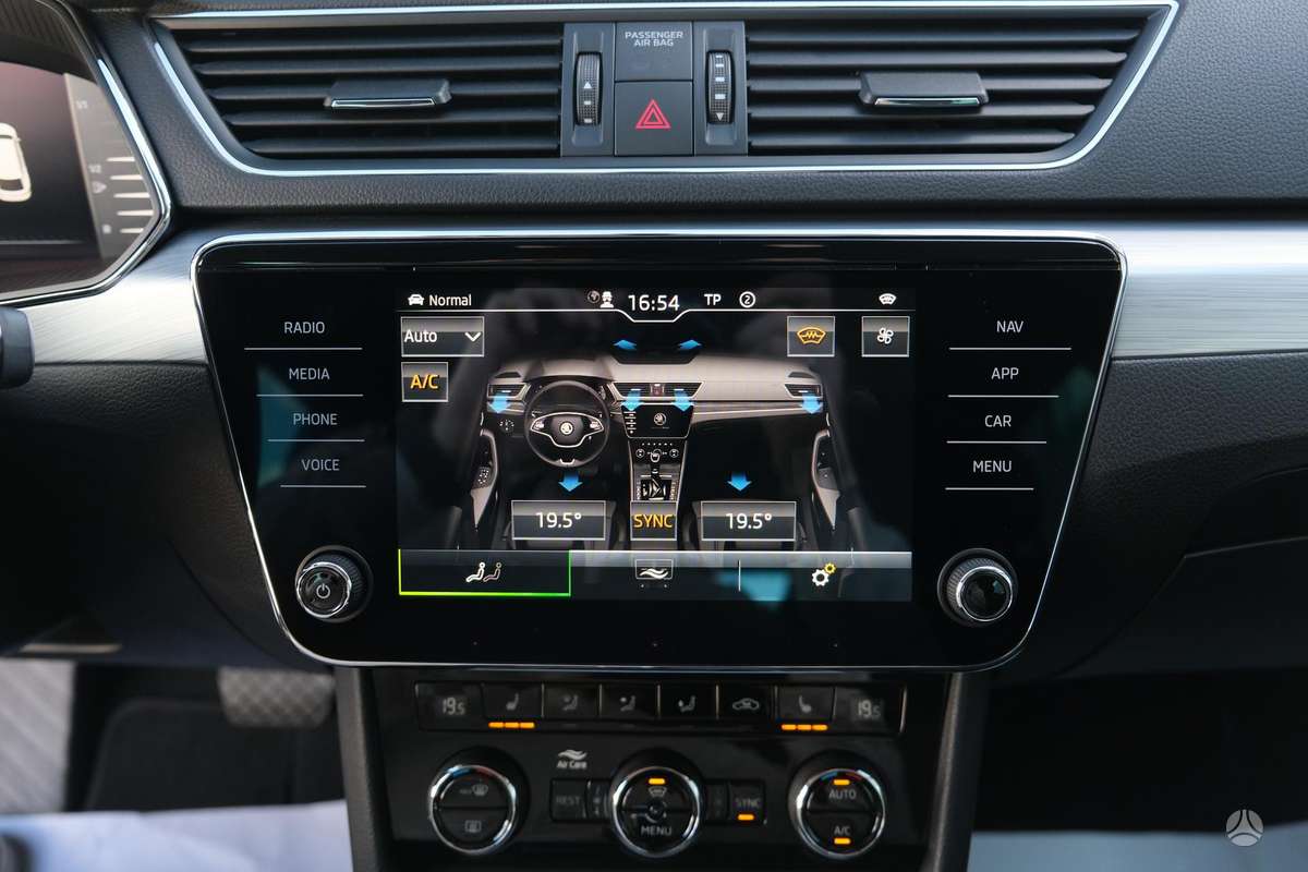 Skoda Superb, 1.5 l., Универсал