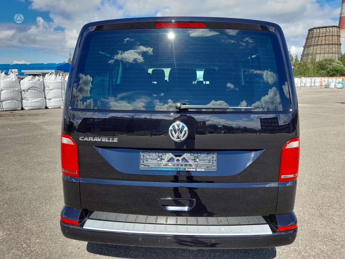 Volkswagen Caravelle - 7