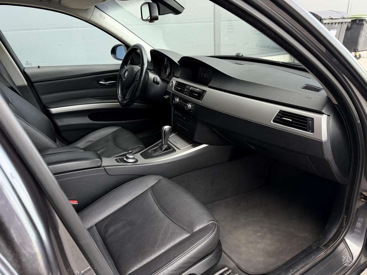 BMW 320, 2.0 l., sedanas