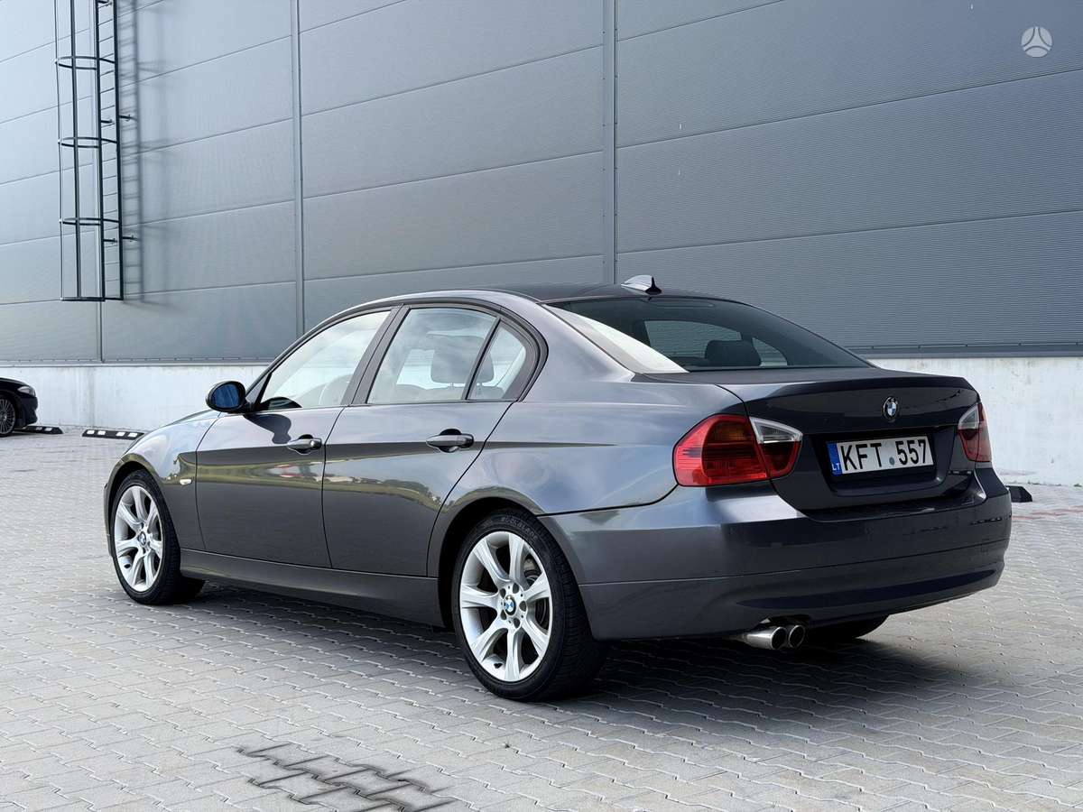 BMW 320, 2.0 l., Седан