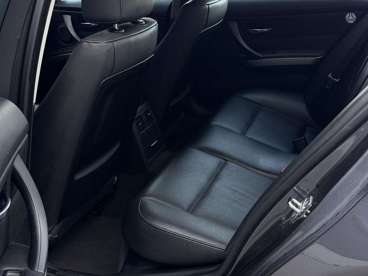 BMW 320, 2.0 l., sedanas