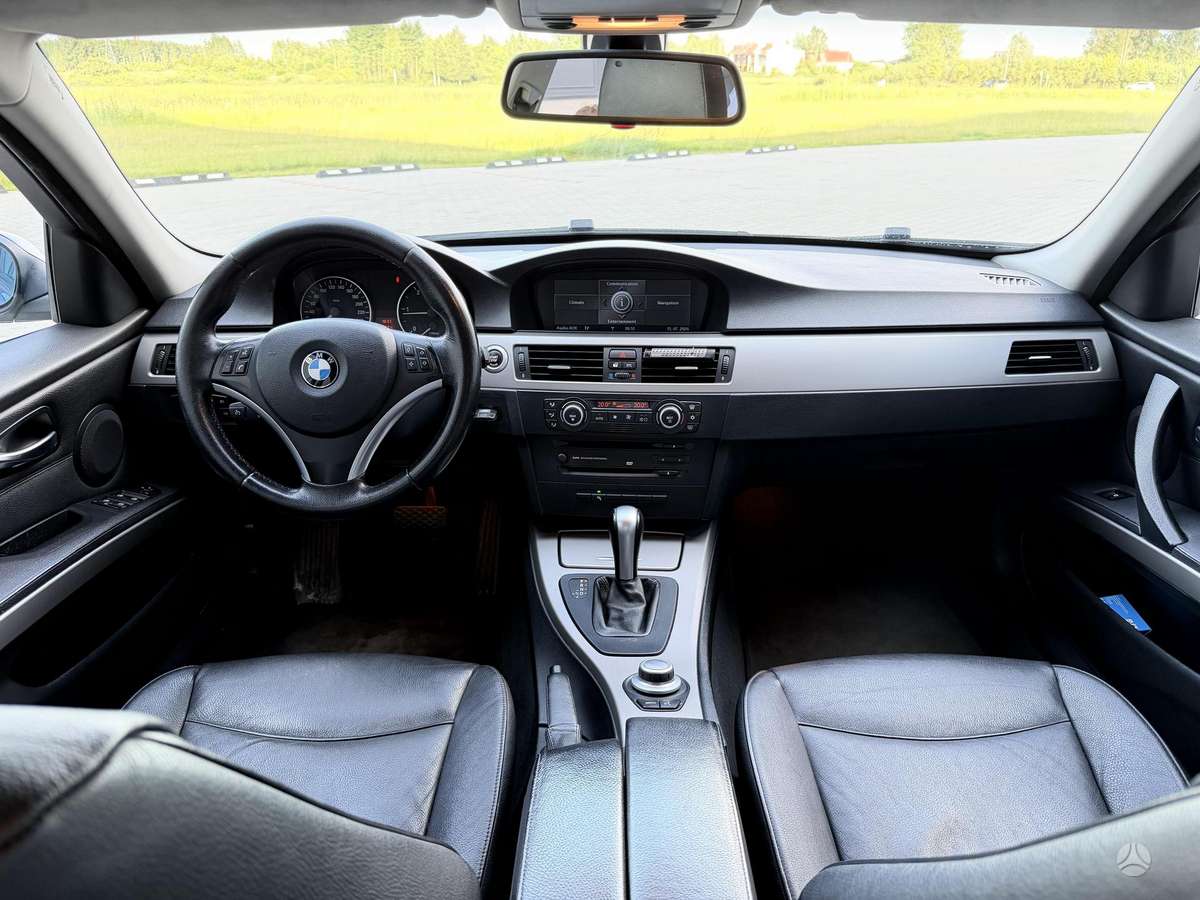 BMW 320, 2.0 l., sedanas