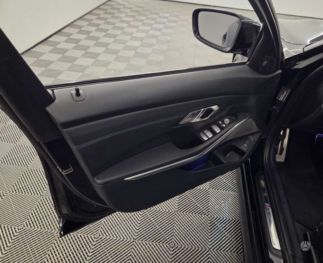 BMW 320, 2.0 l., wagon