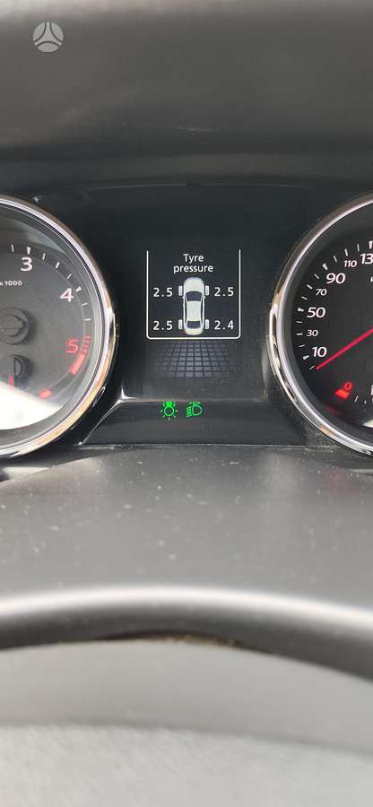 Renault Latitude, 2.0 l., Седан