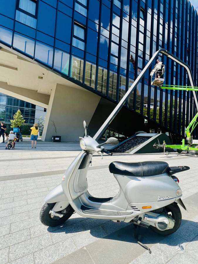 Piaggio Vespa 125cc, мотороллеры / мопеды