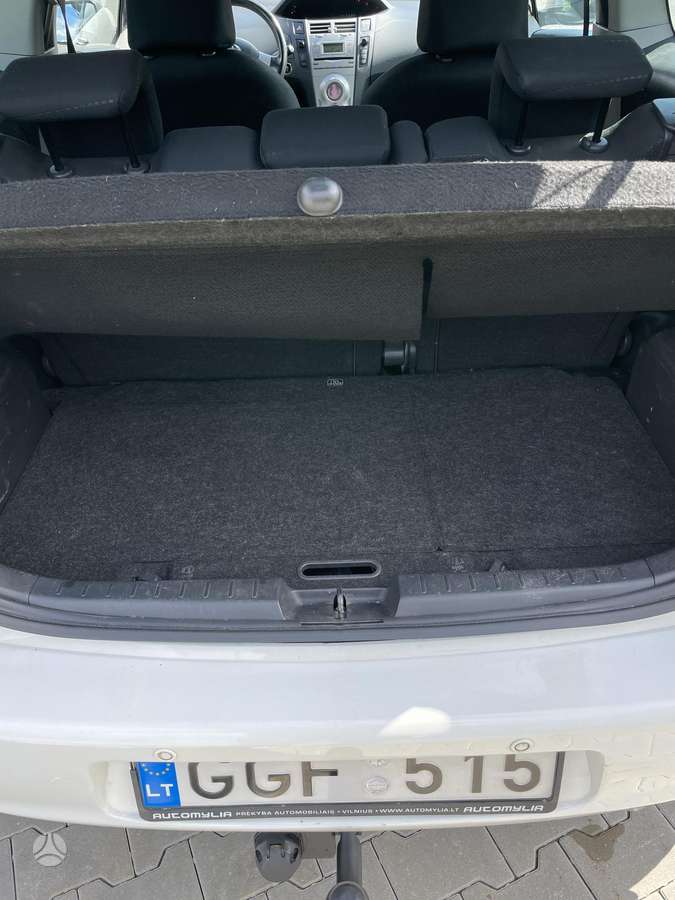 Toyota Yaris - 6