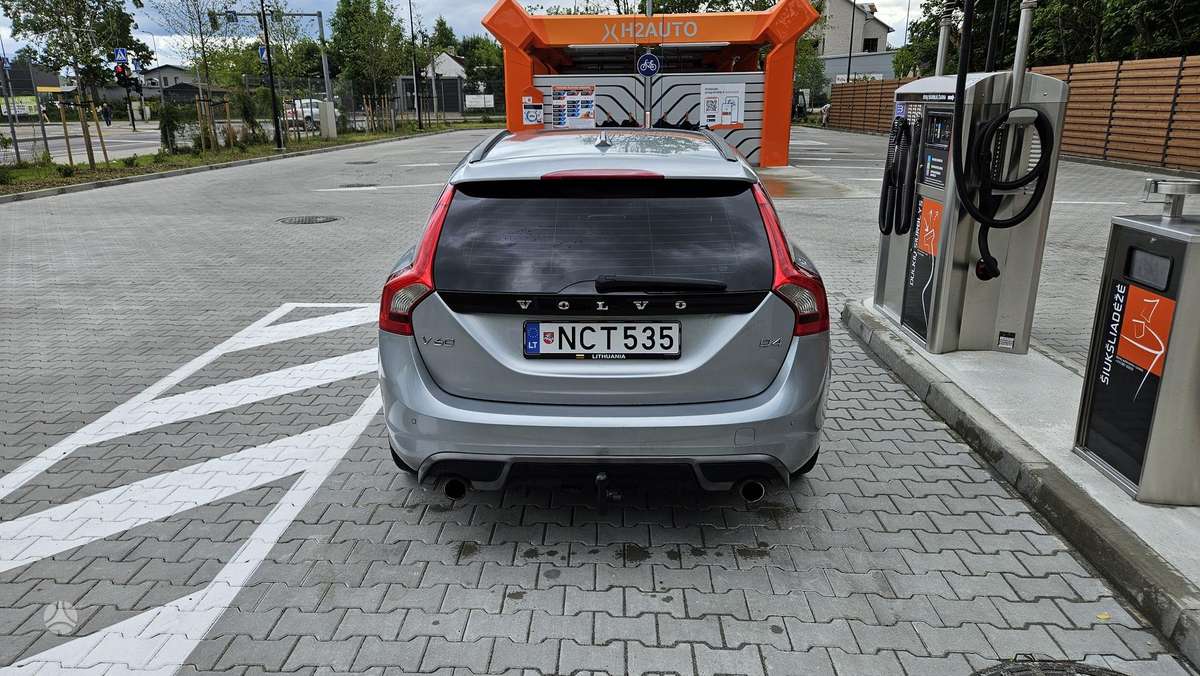 Volvo V60 - 8