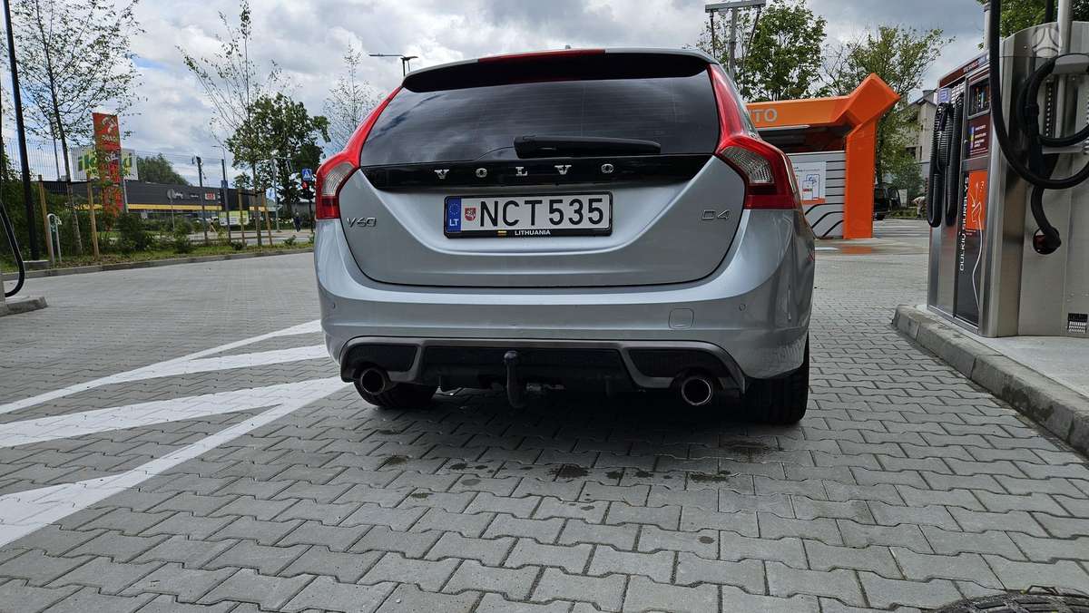 Volvo V60 - 11