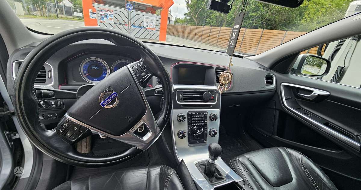 Volvo V60, 2.0 l., wagon