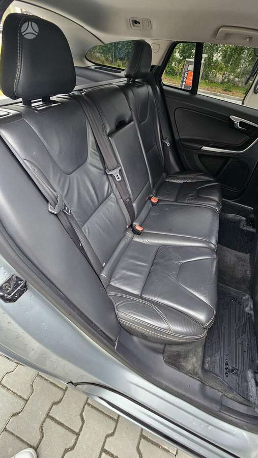 Volvo V60, 2.0 l., universalas
