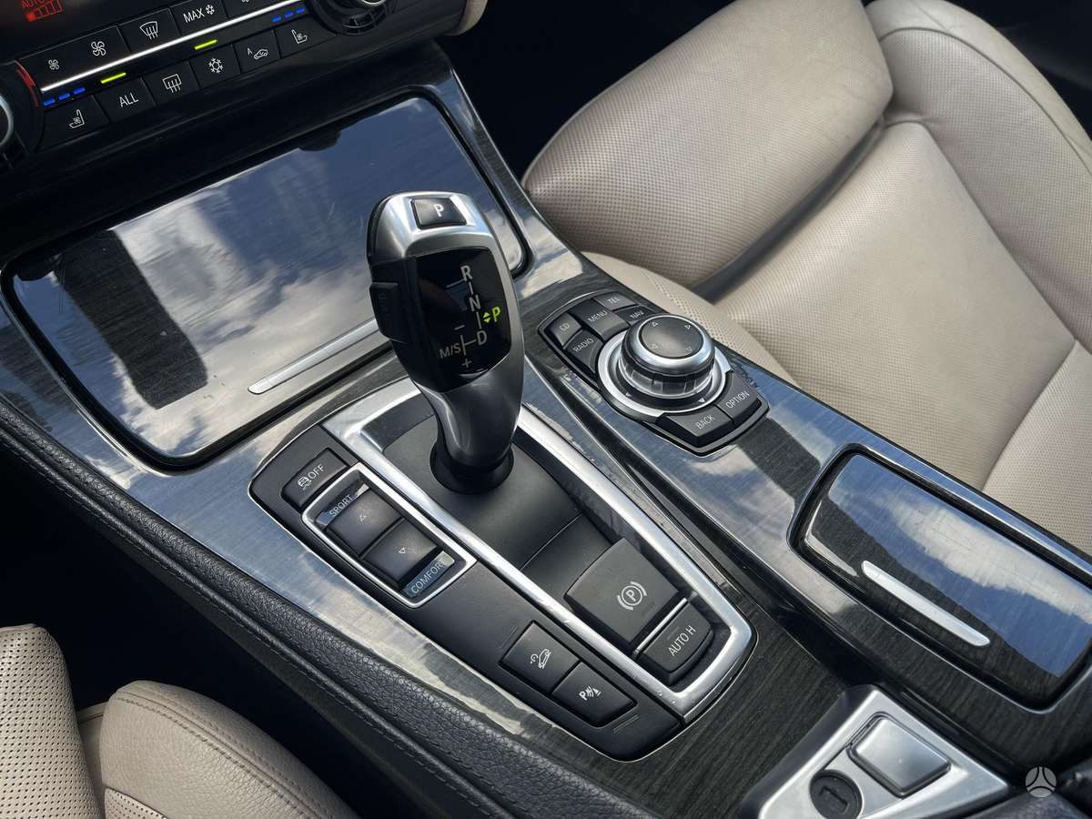 BMW 535, 3.0 l., Седан