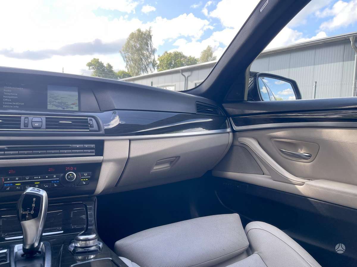BMW 535, 3.0 l., Седан