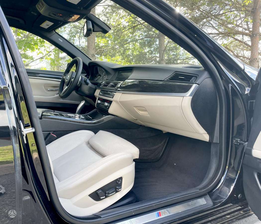 BMW 535, 3.0 l., Седан