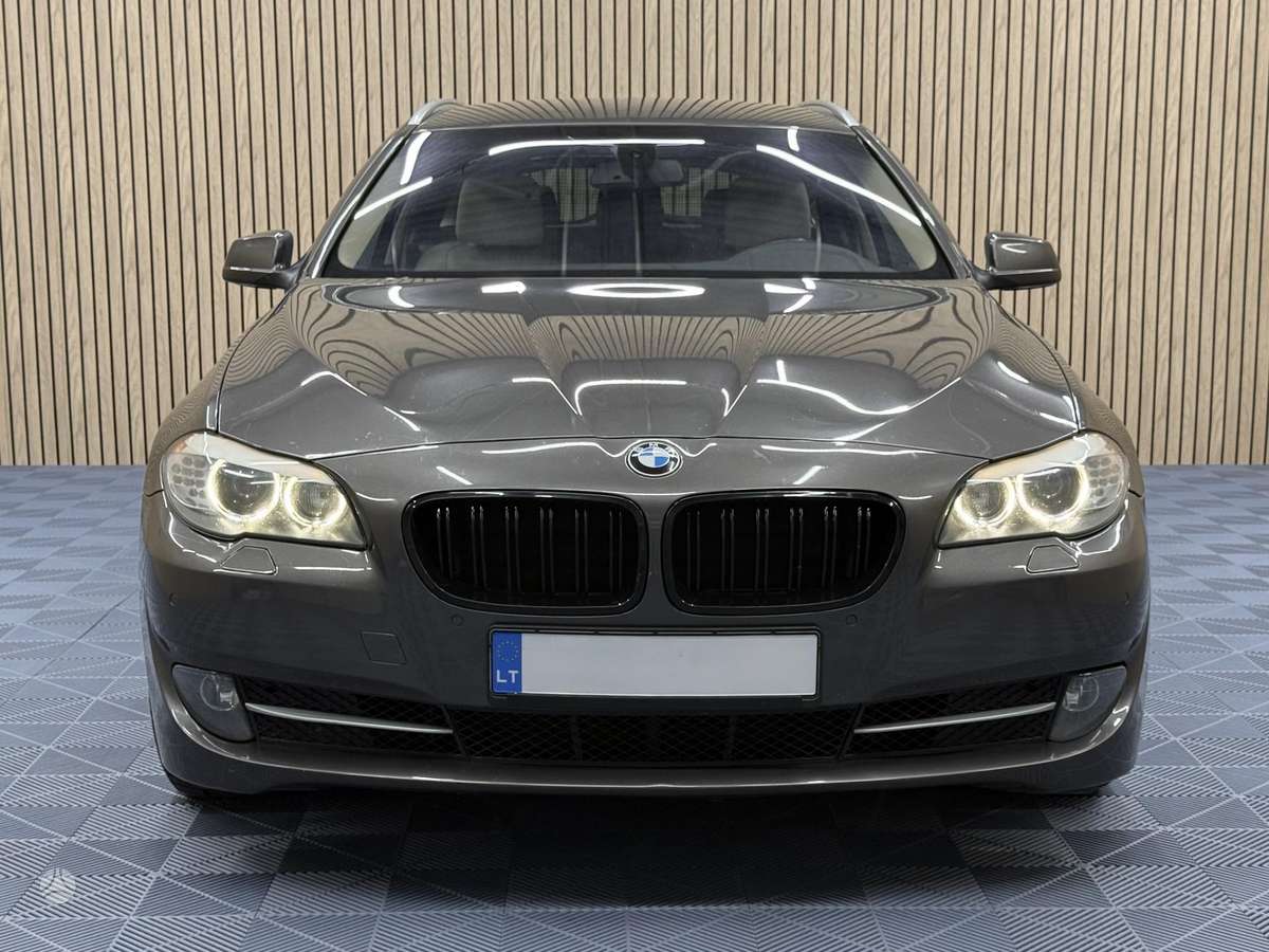 BMW 525, 3.0 l., universalas