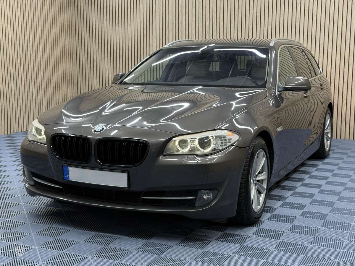 BMW 525, 3.0 l., wagon