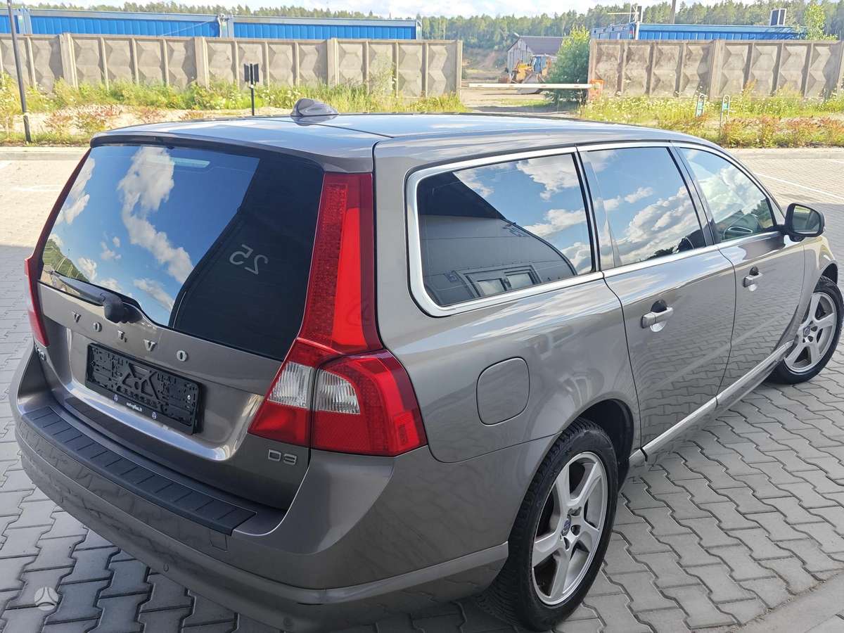 Volvo V70, 2.0 l., Универсал