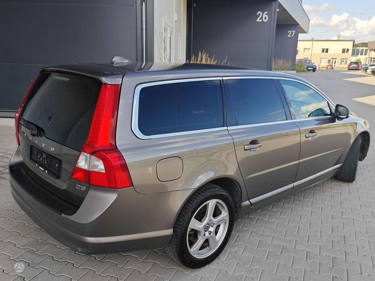 Volvo V70, 2.0 l., Универсал