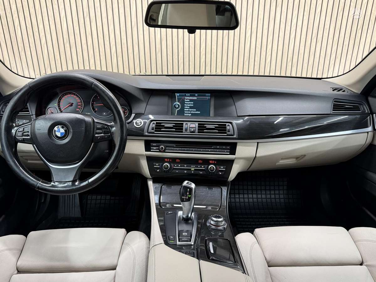 BMW 525, 3.0 l., wagon