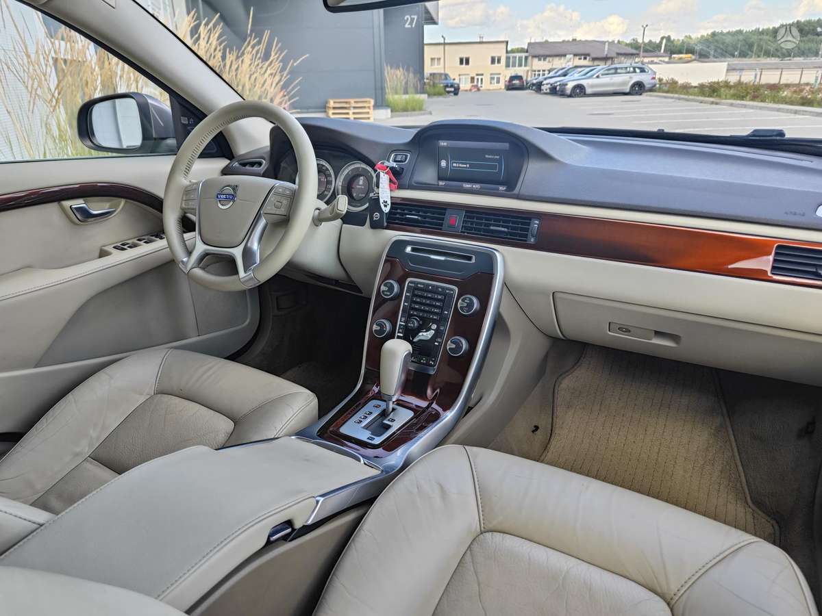 Volvo V70, 2.0 l., Универсал